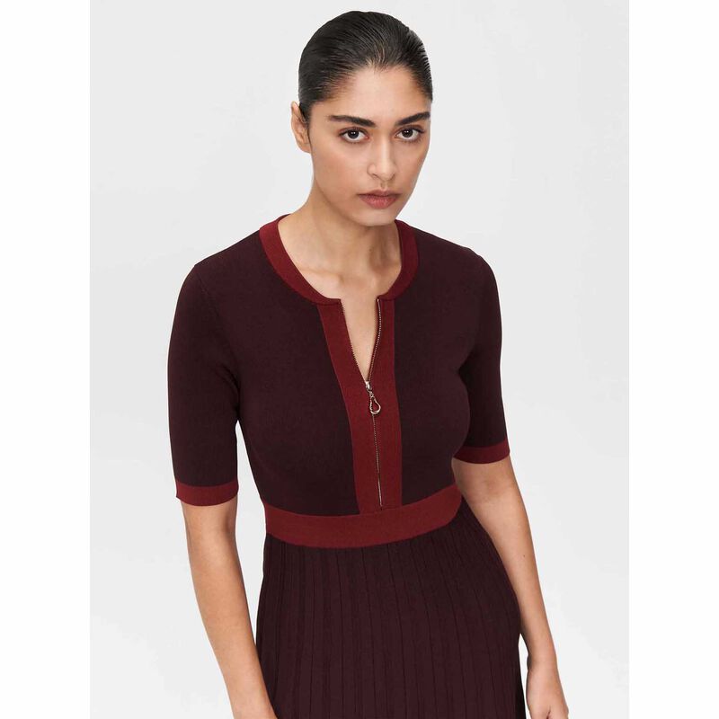 Veronika Maine Contrast Trim Pleated Knit Dress image number 2